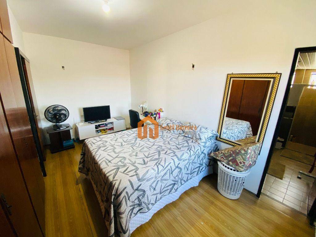 Apartamento à venda com 3 quartos, 141m² - Foto 19