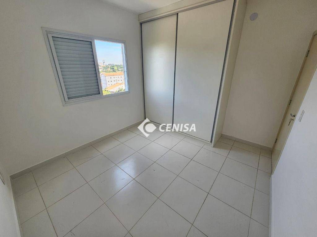 Apartamento para alugar com 2 quartos, 68m² - Foto 13