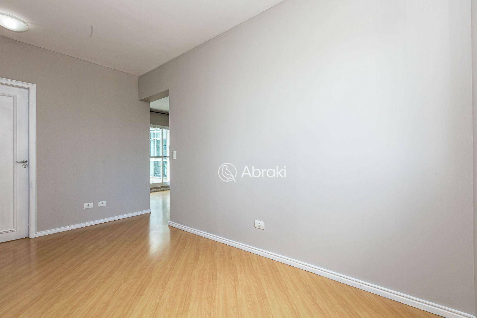 Apartamento para alugar com 3 quartos, 101m² - Foto 7