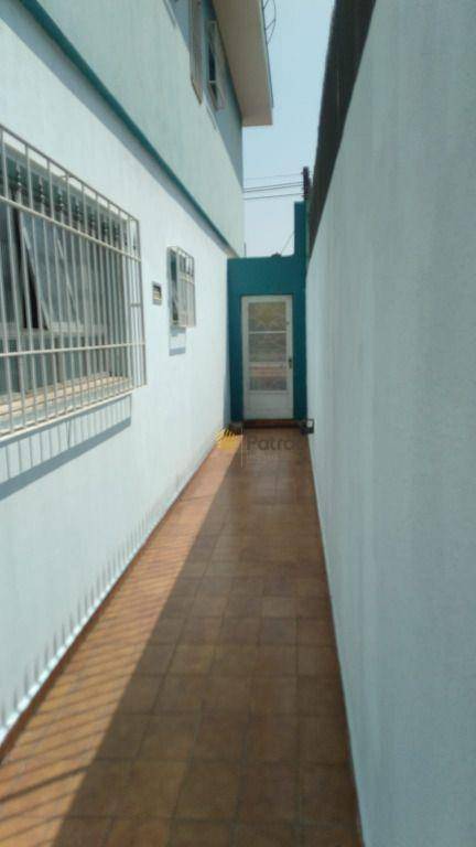 Sobrado para alugar com 3 quartos, 138m² - Foto 19