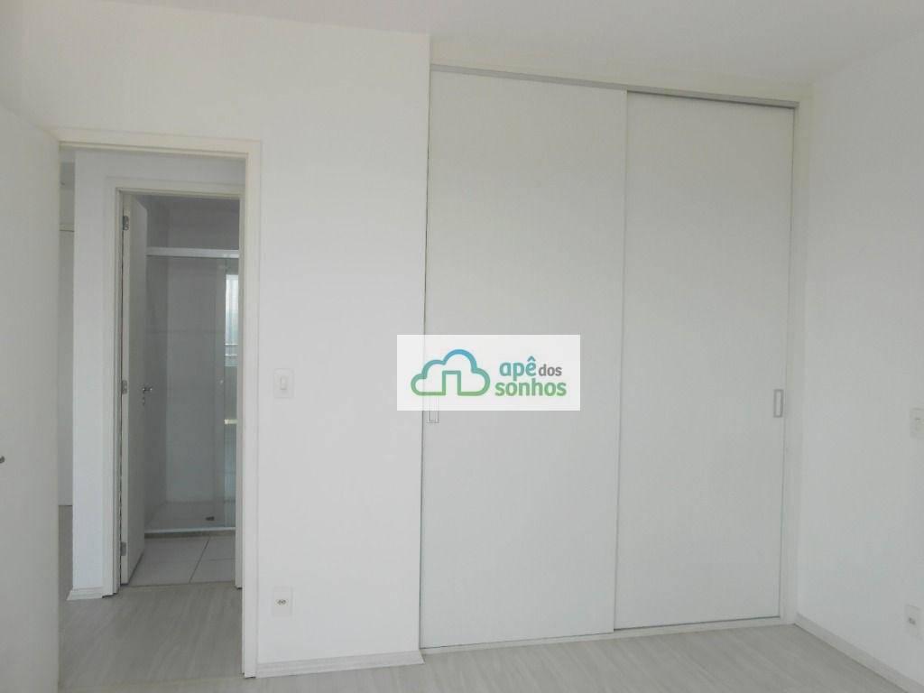 Apartamento para alugar com 1 quarto, 45m² - Foto 14