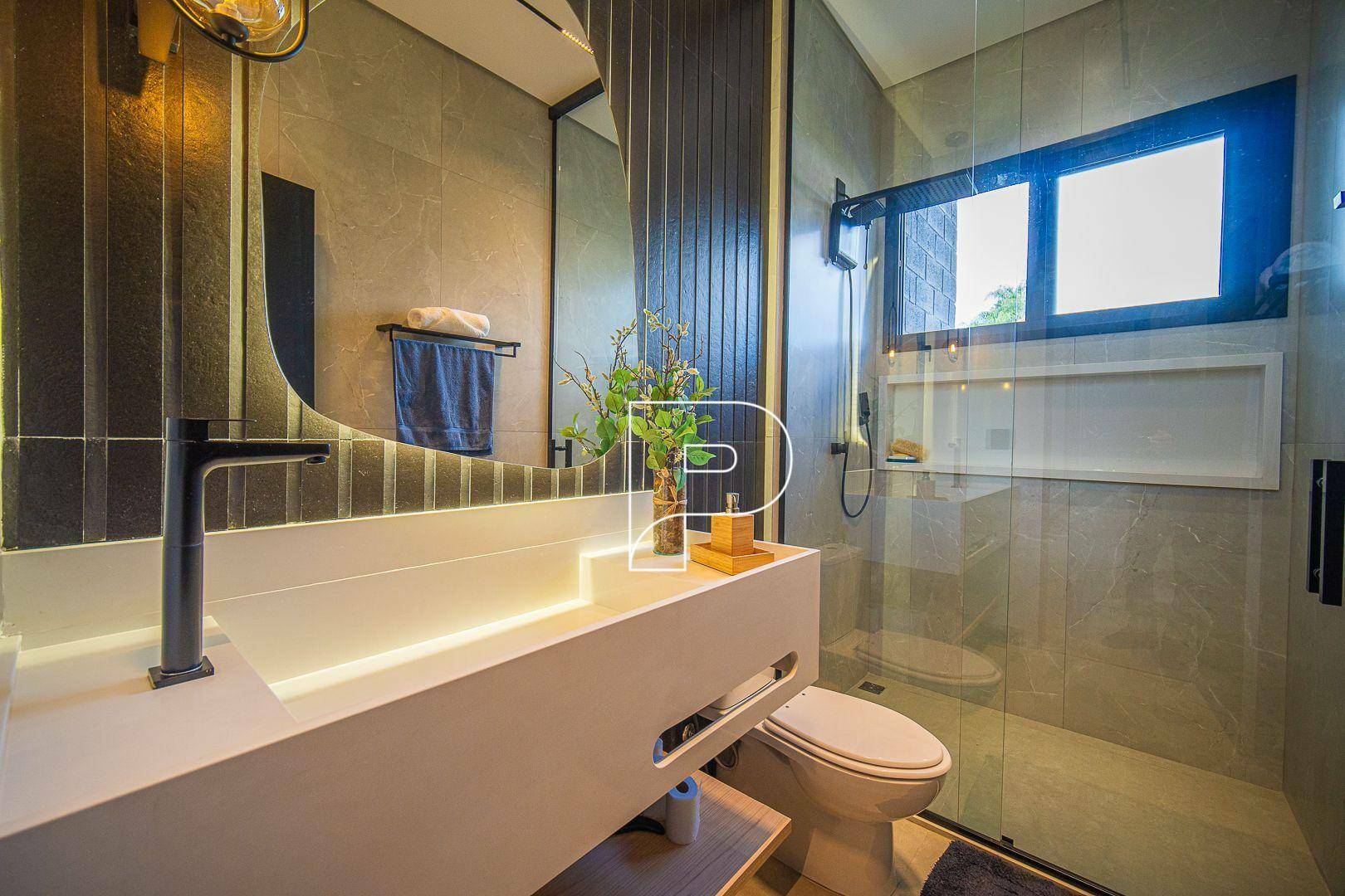 Casa de Condomínio à venda com 4 quartos, 550m² - Foto 30