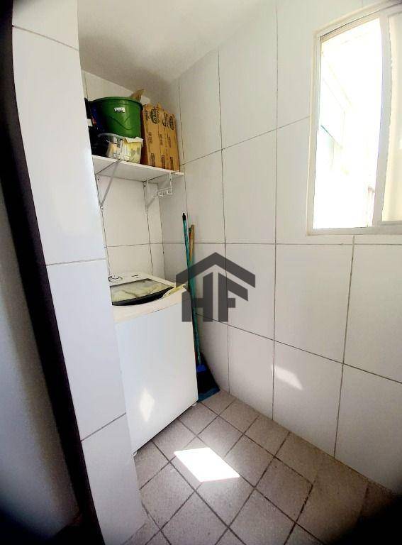 Apartamento à venda com 2 quartos, 62m² - Foto 15