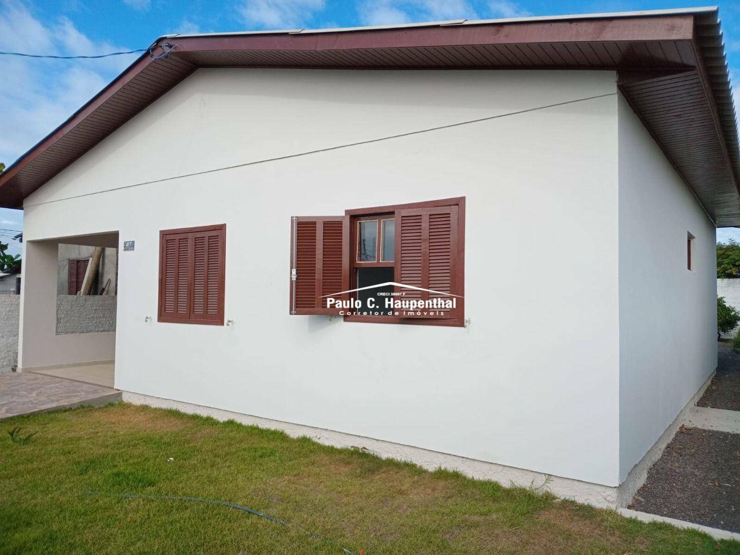 Casa à venda com 4 quartos, 215m² - Foto 1