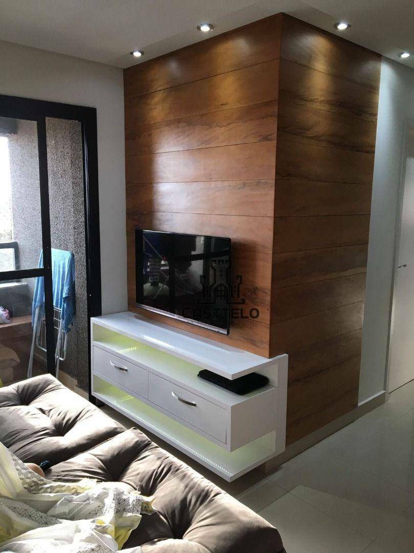 Apartamento à venda com 3 quartos, 67m² - Foto 2