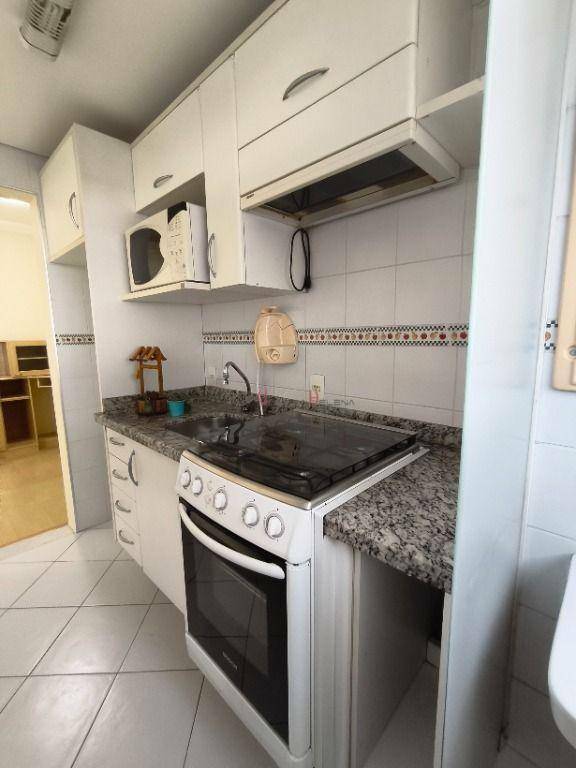 Apartamento para alugar com 1 quarto, 60m² - Foto 4