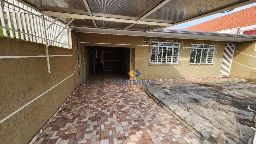 Casa à venda com 4 quartos, 180m² - Foto 2