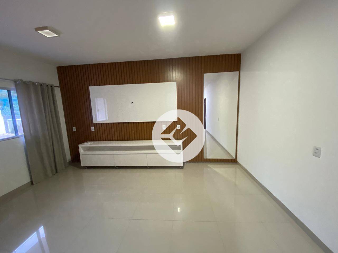 Casa para alugar com 4 quartos, 350m² - Foto 18