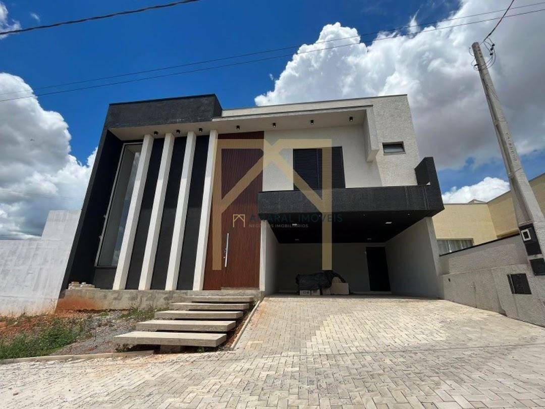 Casa de Condomínio à venda com 3 quartos, 254m² - Foto 1