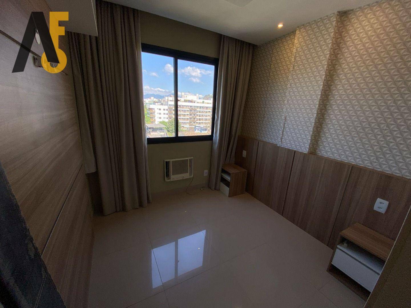 Apartamento à venda com 2 quartos, 63m² - Foto 9