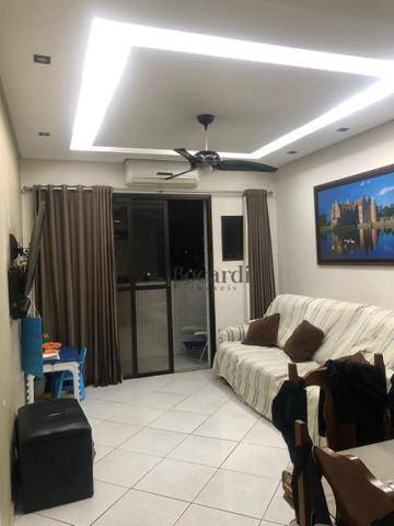 Apartamento à venda com 2 quartos, 65m² - Foto 1