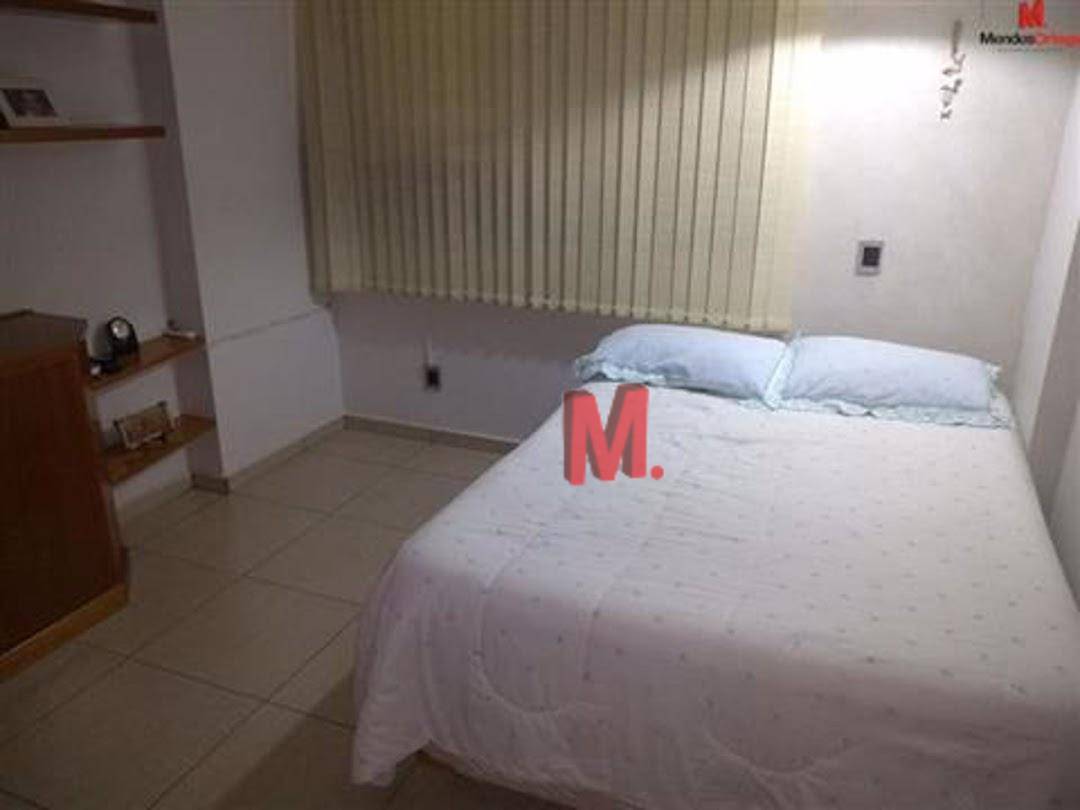 Apartamento à venda com 3 quartos, 174m² - Foto 29