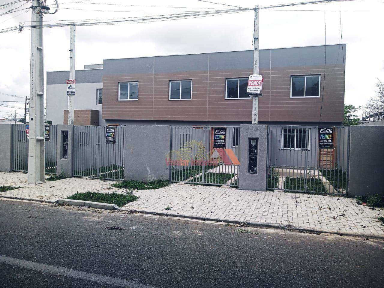 Sobrado à venda com 2 quartos, 60m² - Foto 1