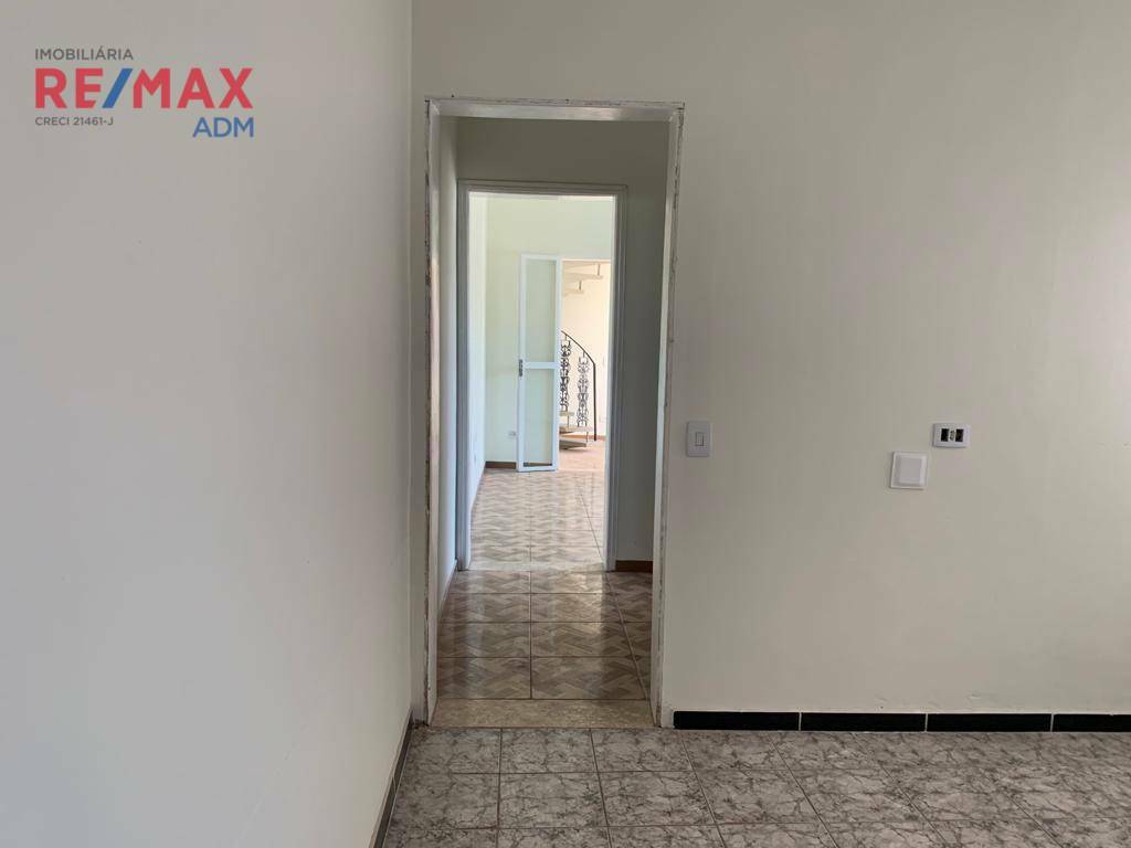 Casa à venda com 3 quartos, 136m² - Foto 19