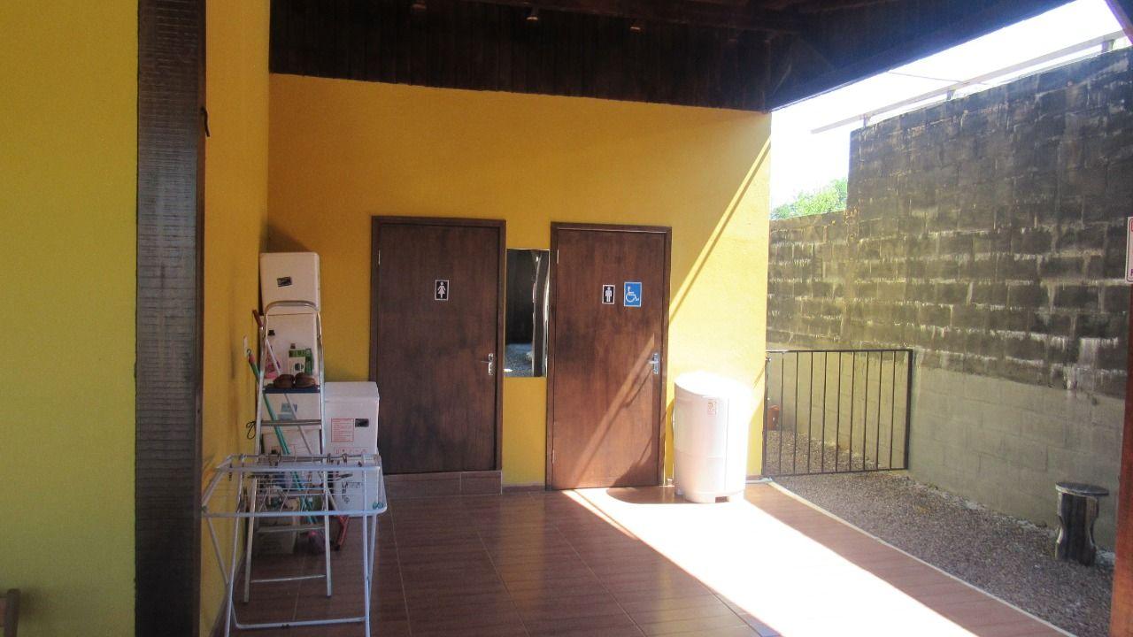 Casa à venda com 3 quartos, 300m² - Foto 13