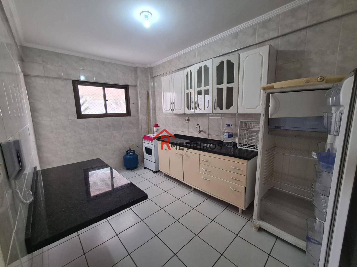 Apartamento à venda com 1 quarto, 60m² - Foto 6