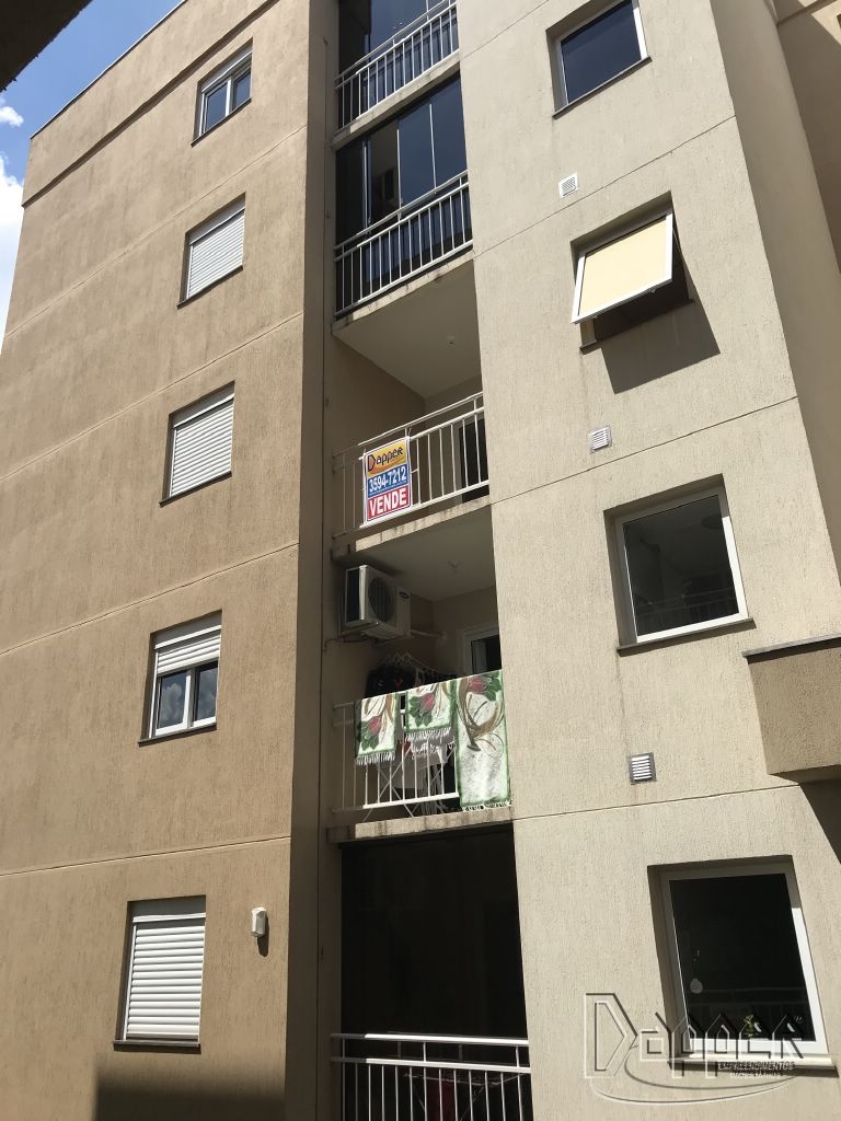 Apartamento à venda com 3 quartos, 69m² - Foto 2