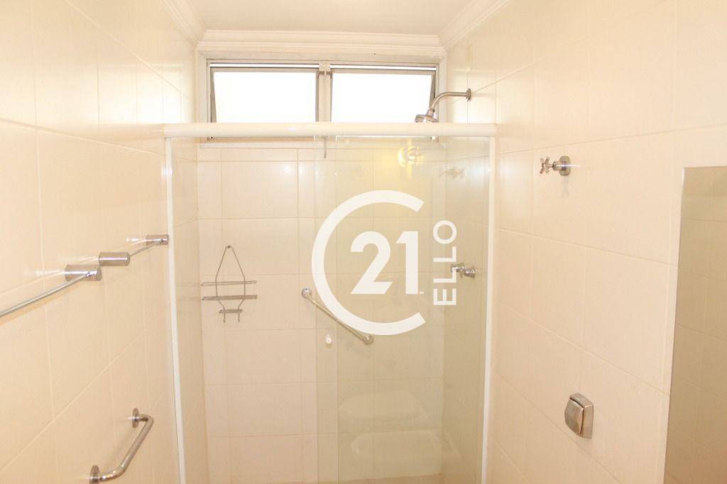 Apartamento para alugar com 3 quartos, 197m² - Foto 19