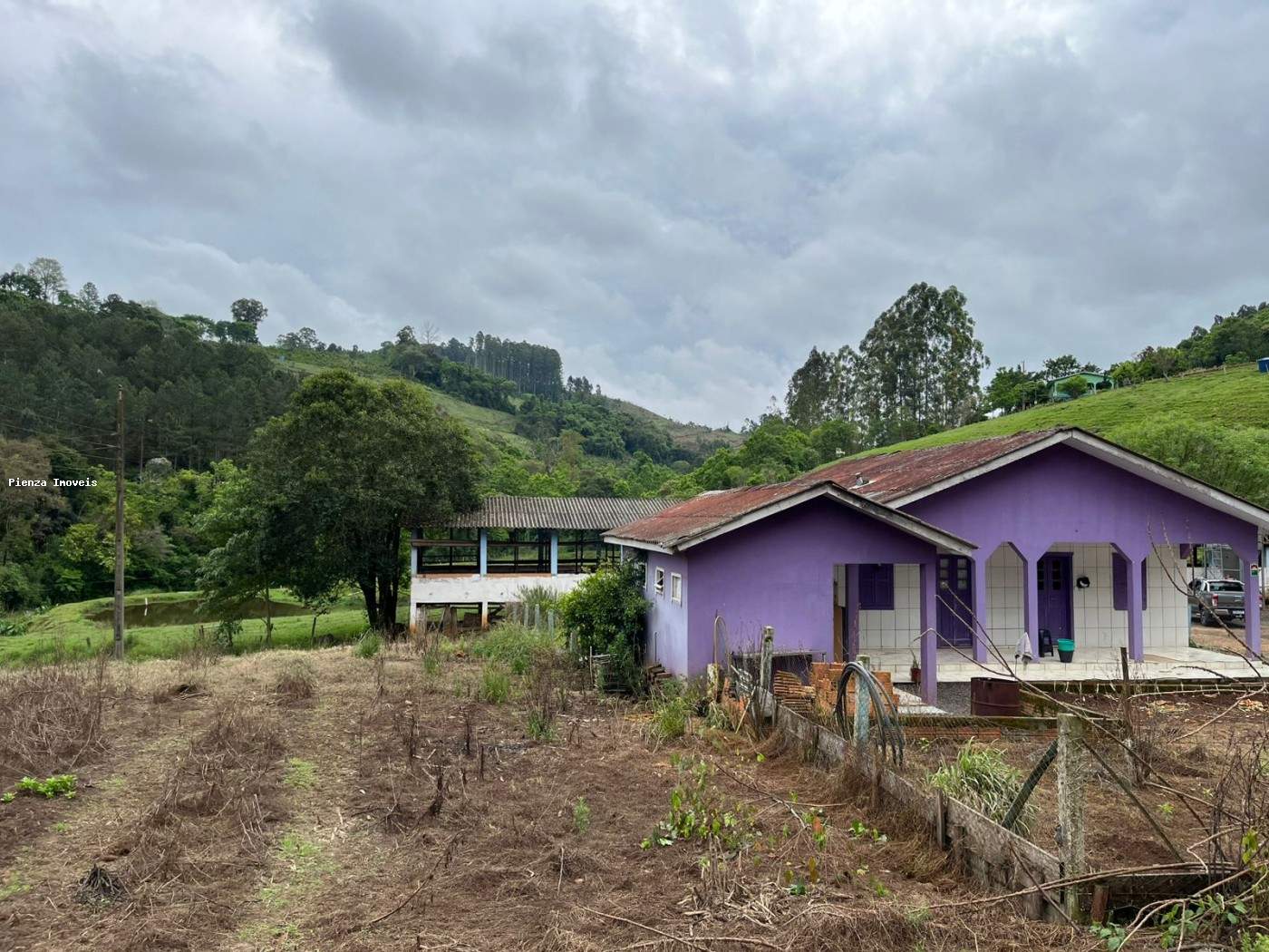 Loteamento e Condomínio à venda com 3 quartos, 49504m² - Foto 1