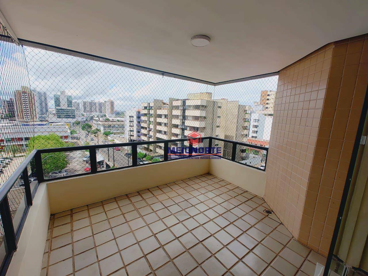 Apartamento à venda com 3 quartos, 140m² - Foto 1