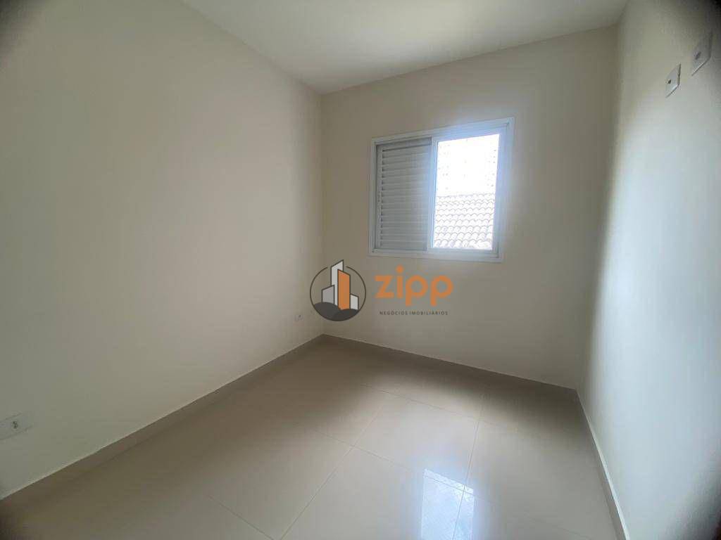 Casa para alugar com 2 quartos, 45m² - Foto 10