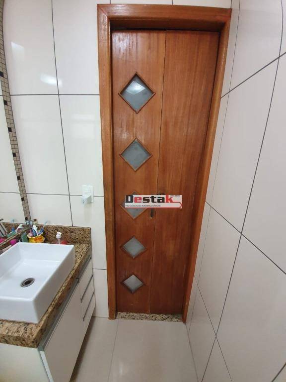 Apartamento à venda com 2 quartos, 55m² - Foto 22