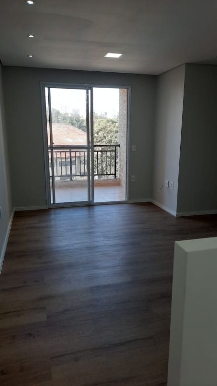 Apartamento à venda com 2 quartos, 65m² - Foto 9