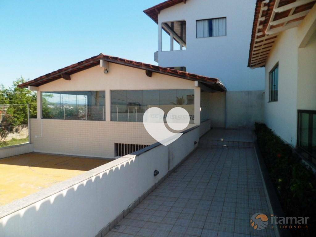 Casa à venda com 5 quartos, 350m² - Foto 27