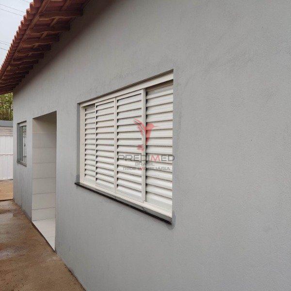 Casa à venda com 2 quartos, 200m² - Foto 9