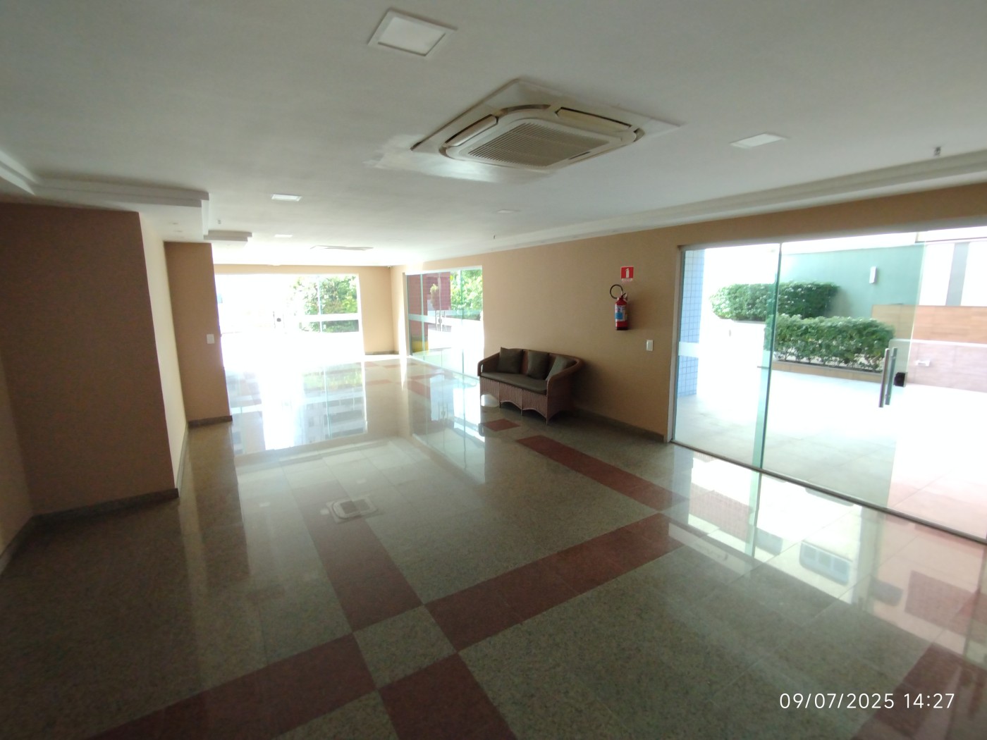 Apartamento para alugar com 3 quartos, 131m² - Foto 16