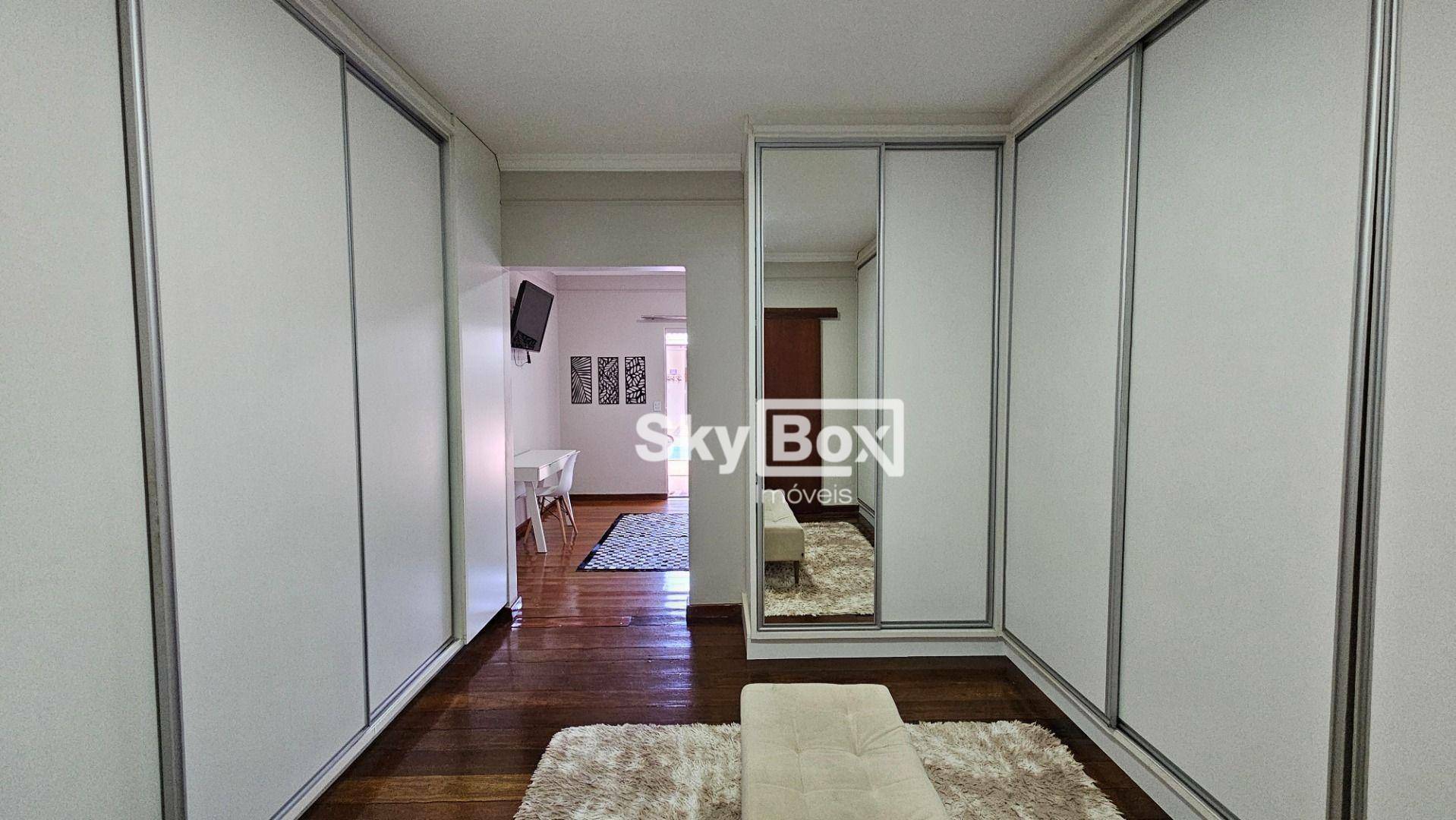 Casa à venda com 3 quartos, 241m² - Foto 30