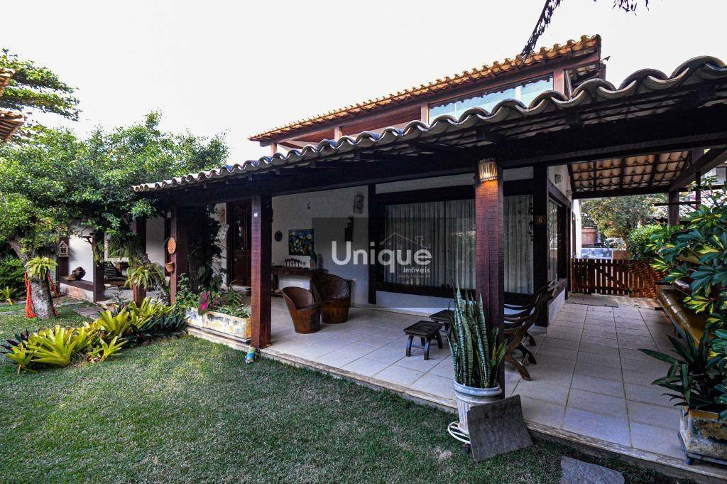 Casa de Condomínio à venda com 4 quartos, 220m² - Foto 3