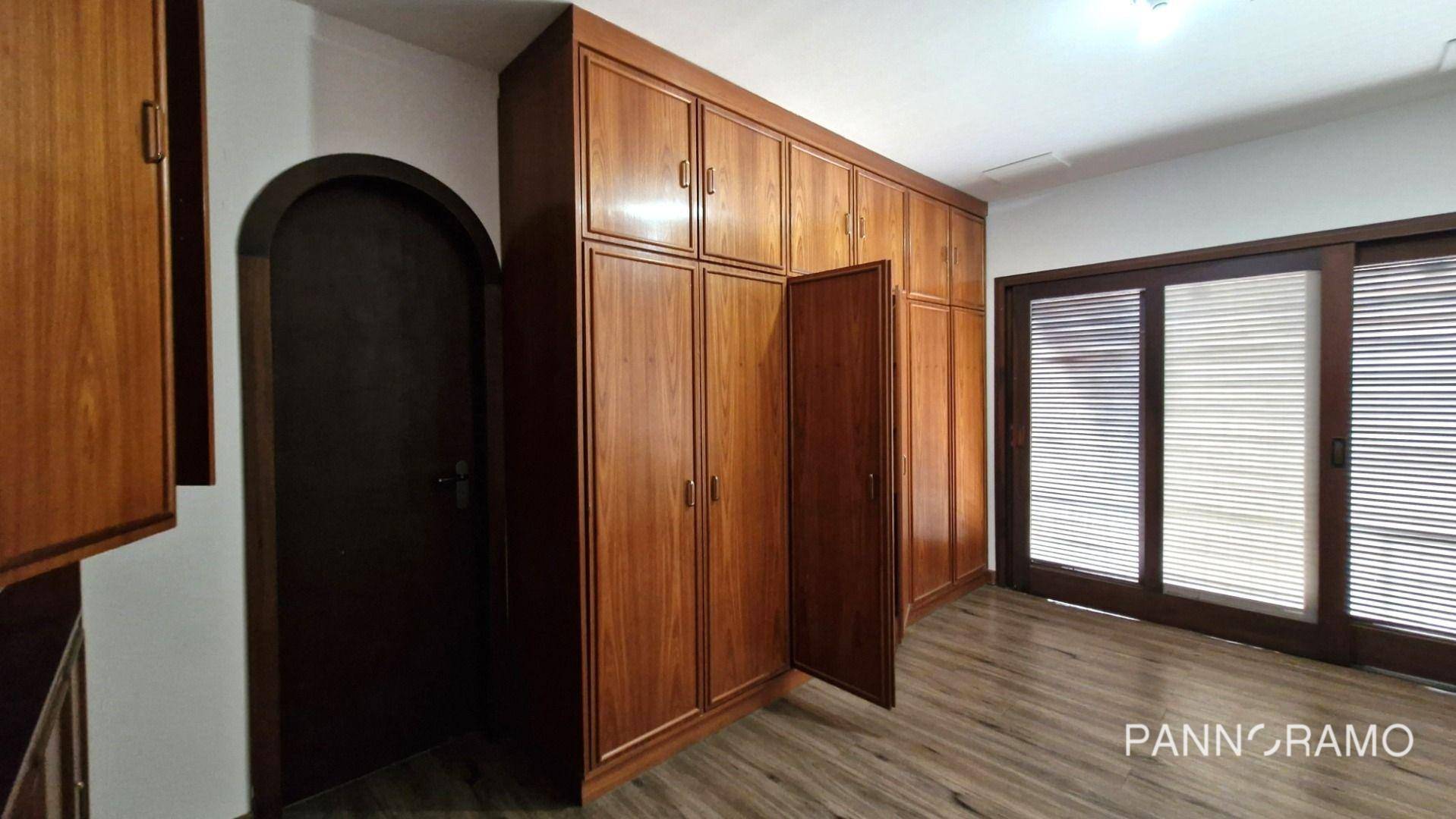 Casa para alugar com 5 quartos, 920m² - Foto 37
