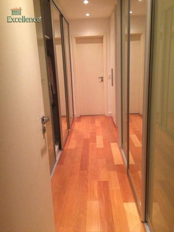 Apartamento à venda com 3 quartos, 240m² - Foto 9