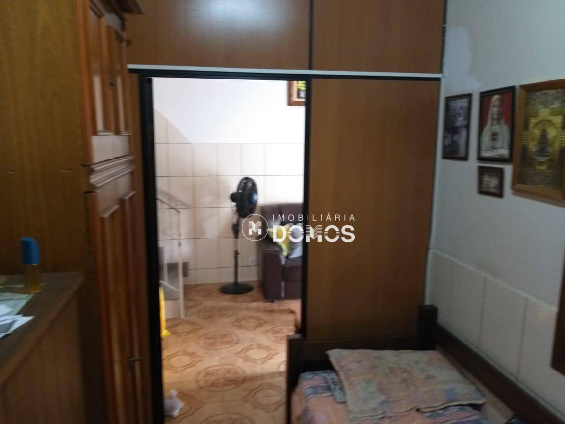 Sobrado à venda com 4 quartos, 216m² - Foto 5