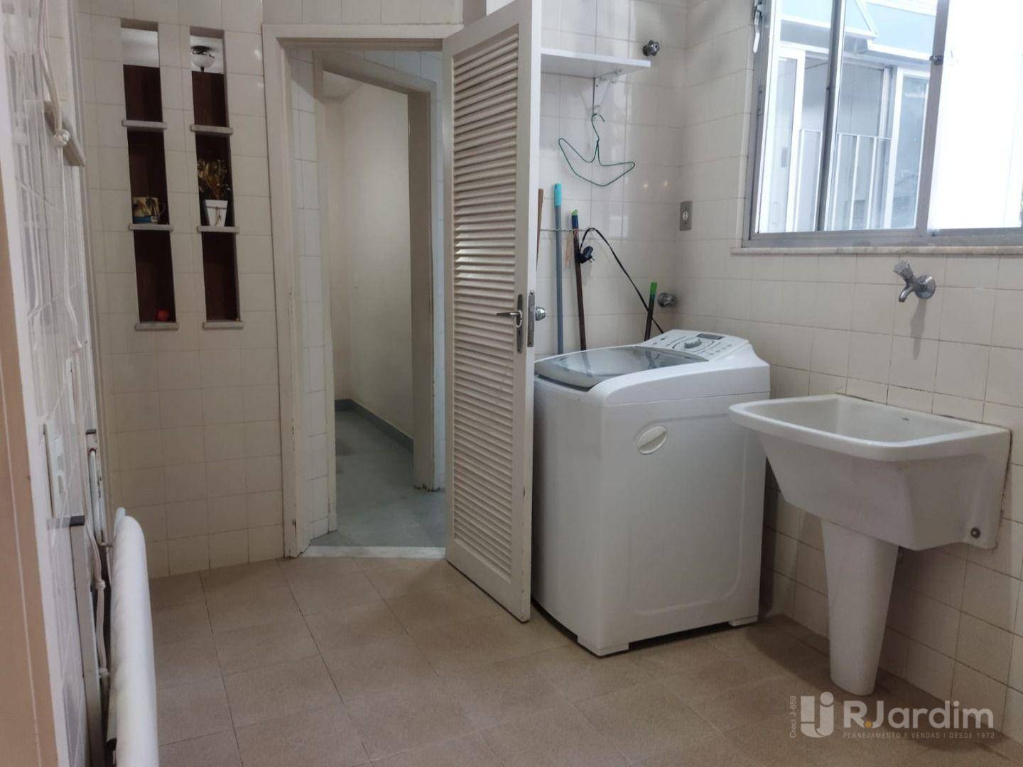 Apartamento à venda e aluguel com 4 quartos, 219m² - Foto 18