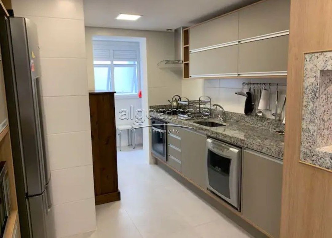 Apartamento à venda com 3 quartos, 135m² - Foto 9