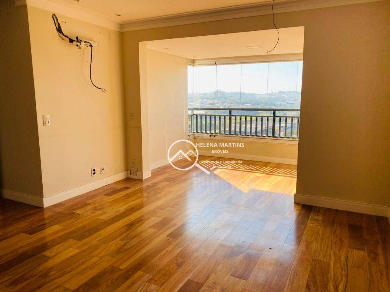 Apartamento à venda com 3 quartos, 194m² - Foto 3