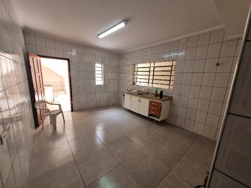 Sobrado à venda com 5 quartos, 180m² - Foto 4