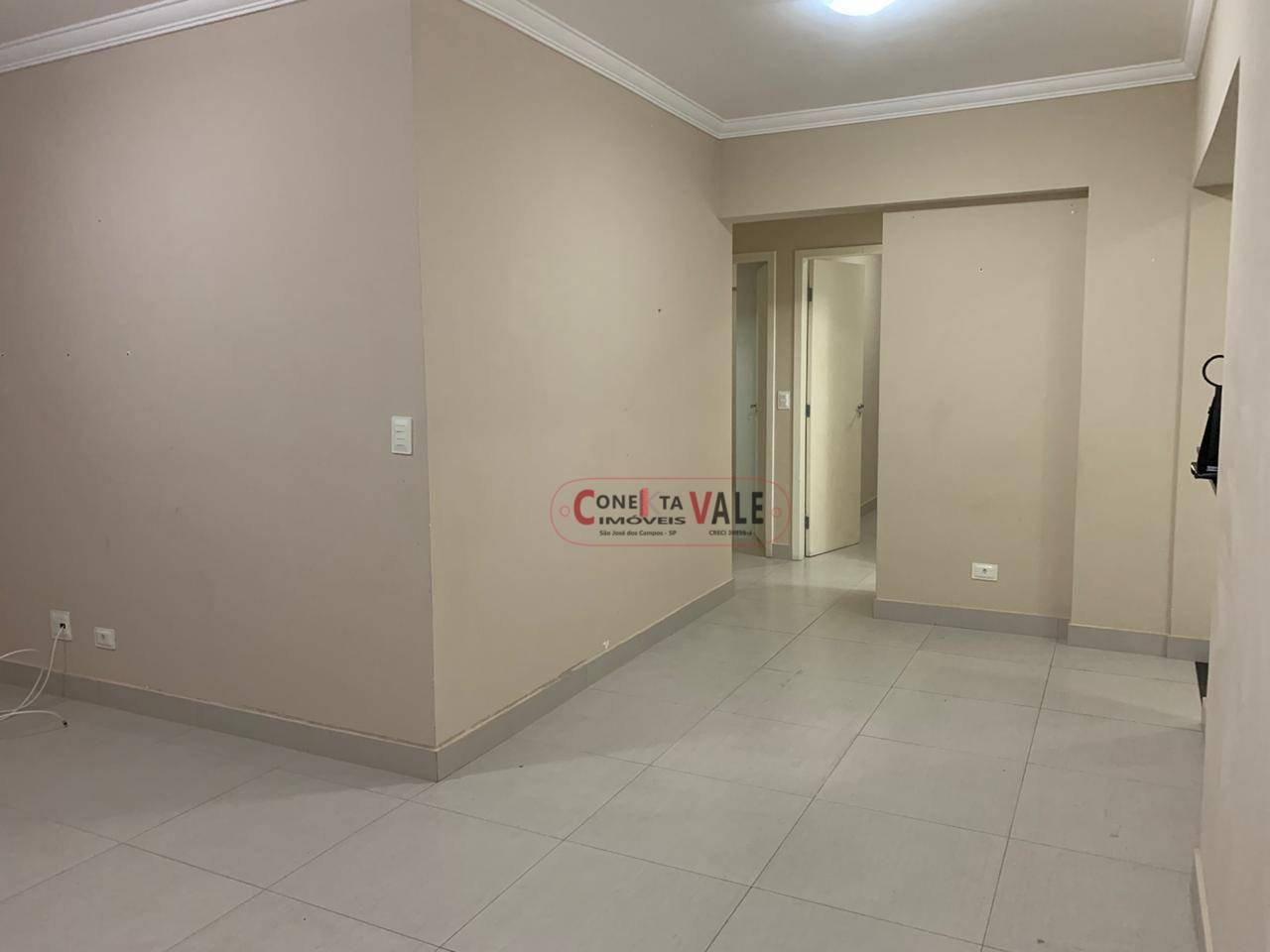 Apartamento à venda com 3 quartos, 82m² - Foto 2