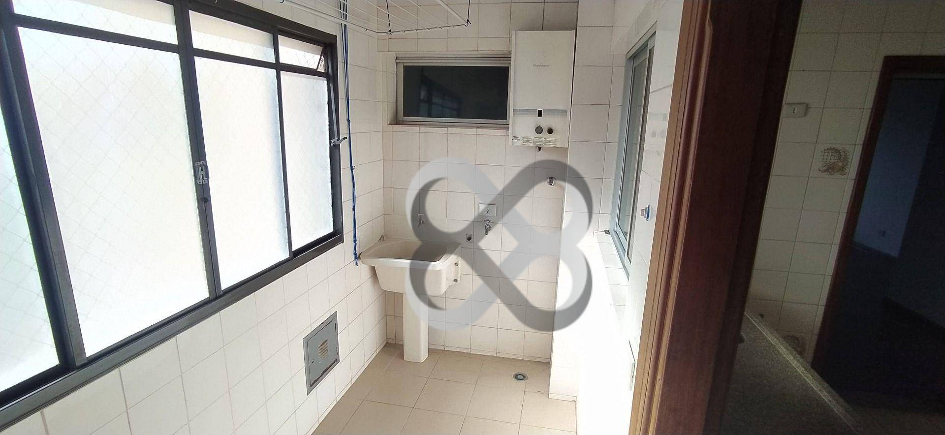 Apartamento à venda com 3 quartos, 149m² - Foto 8