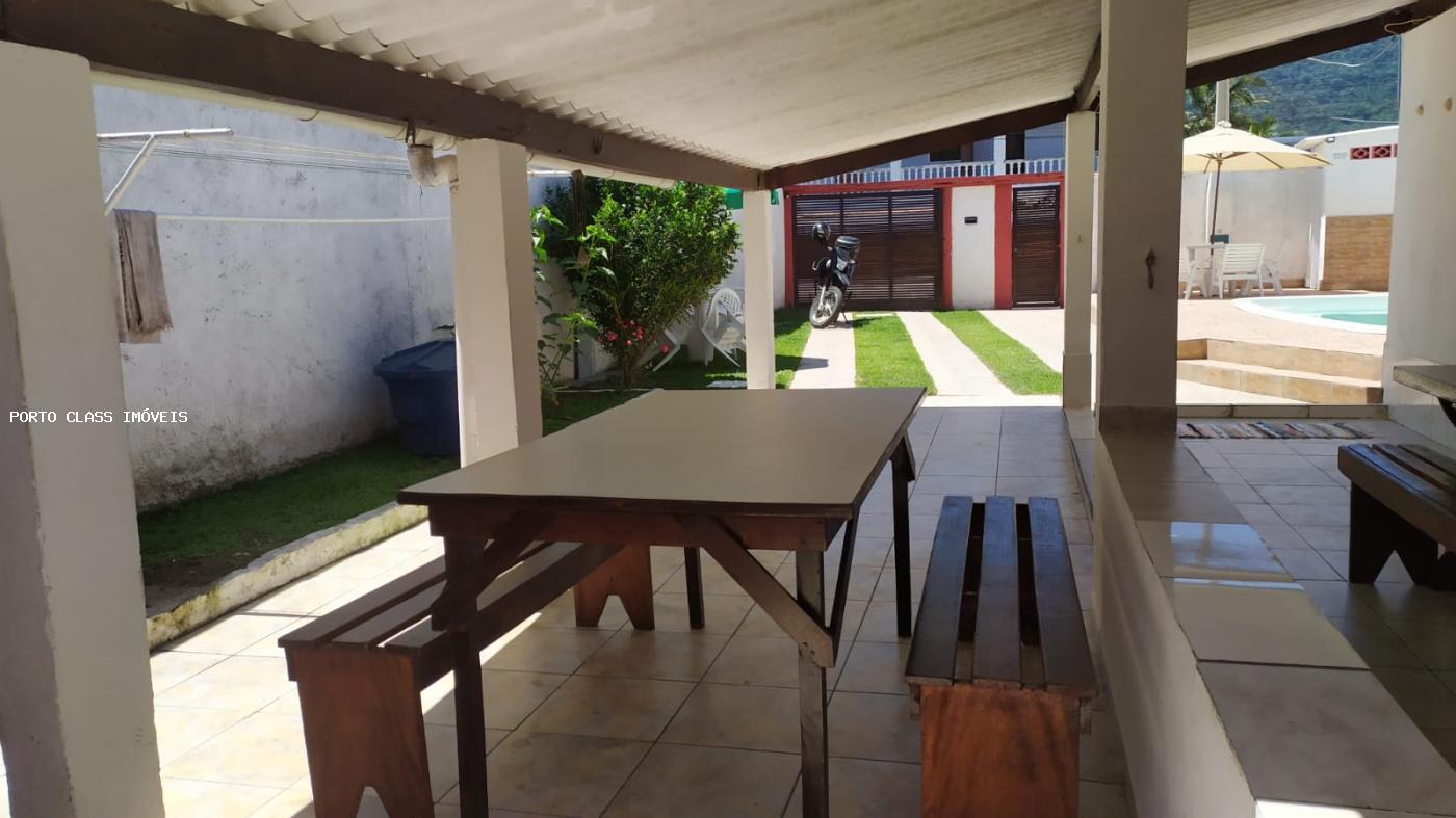 Casa à venda com 4 quartos, 270m² - Foto 4