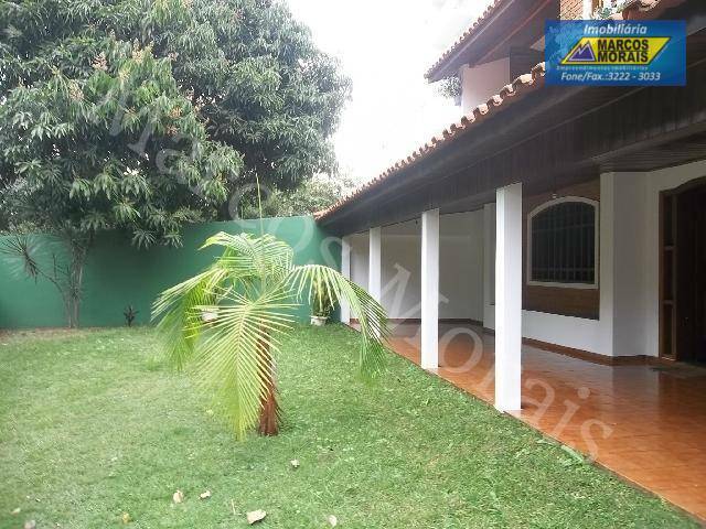 Casa à venda com 3 quartos, 170m² - Foto 2