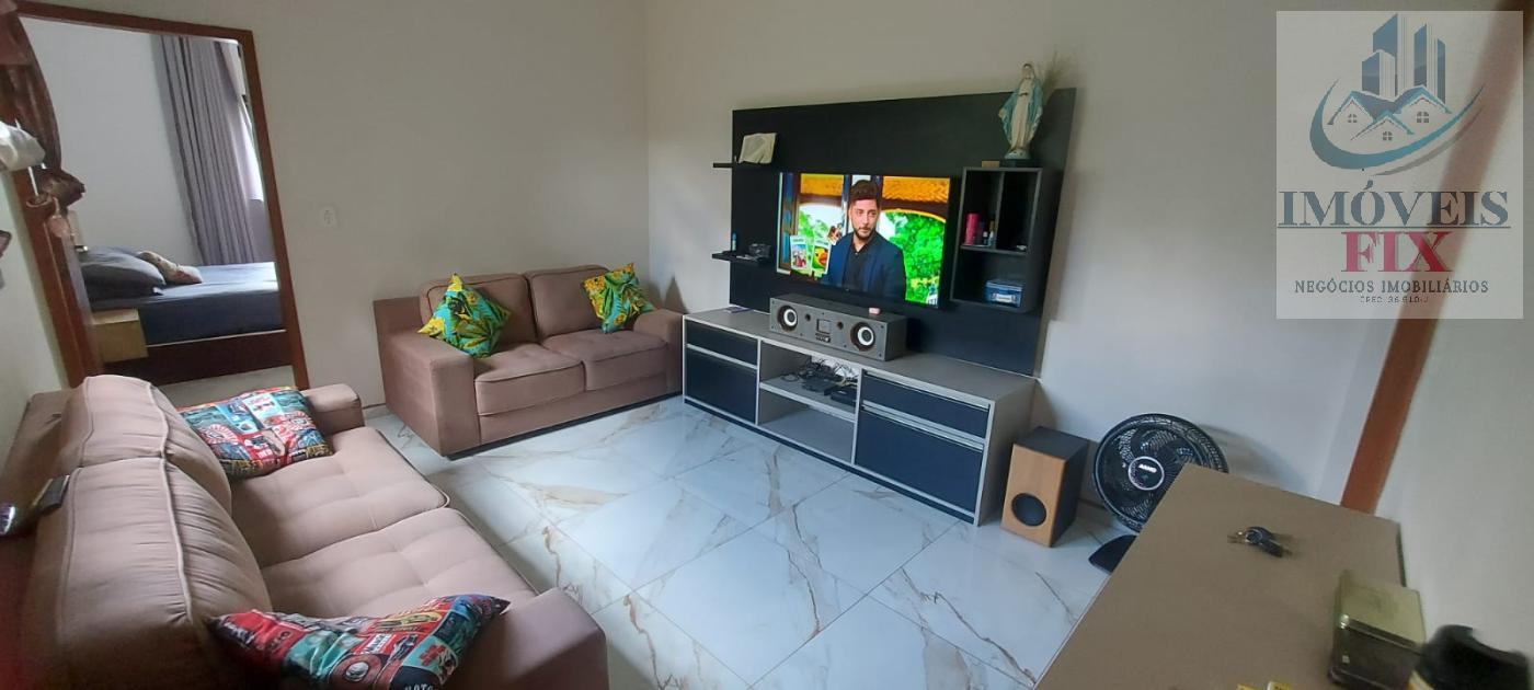 Casa à venda com 2 quartos, 90m² - Foto 3