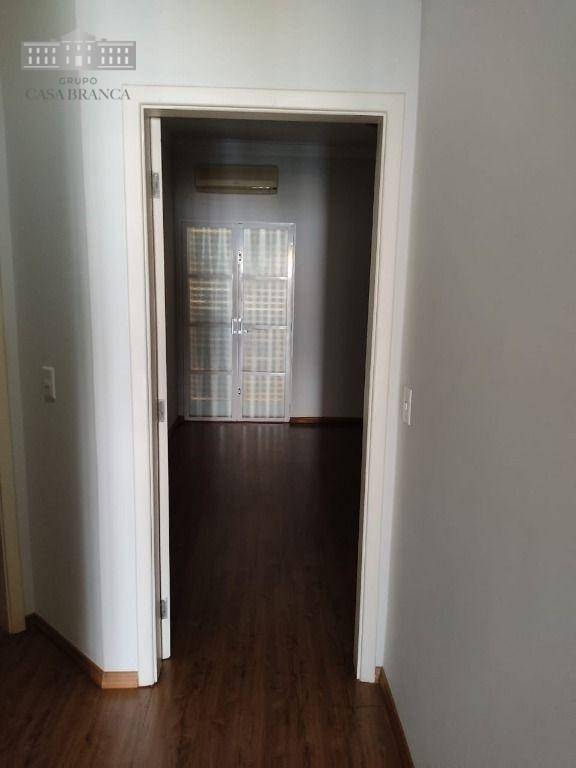 Casa de Condomínio para alugar com 3 quartos, 263m² - Foto 12