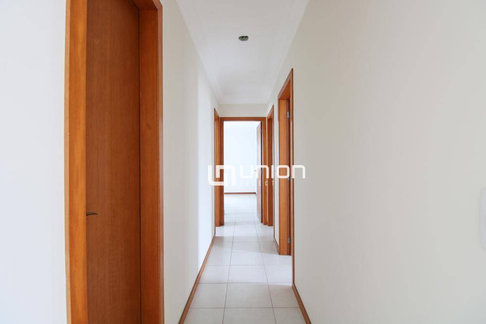 Apartamento à venda com 4 quartos, 121m² - Foto 9