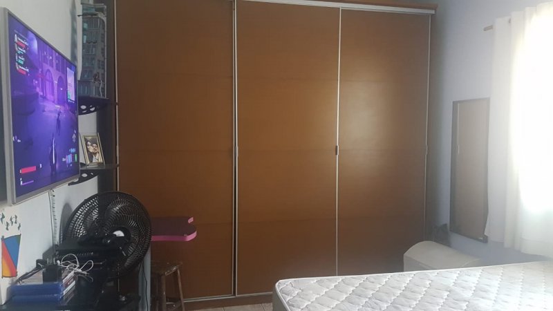 Casa à venda com 3 quartos, 90m² - Foto 6