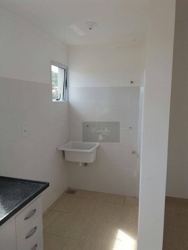 Apartamento à venda com 2 quartos, 62m² - Foto 3