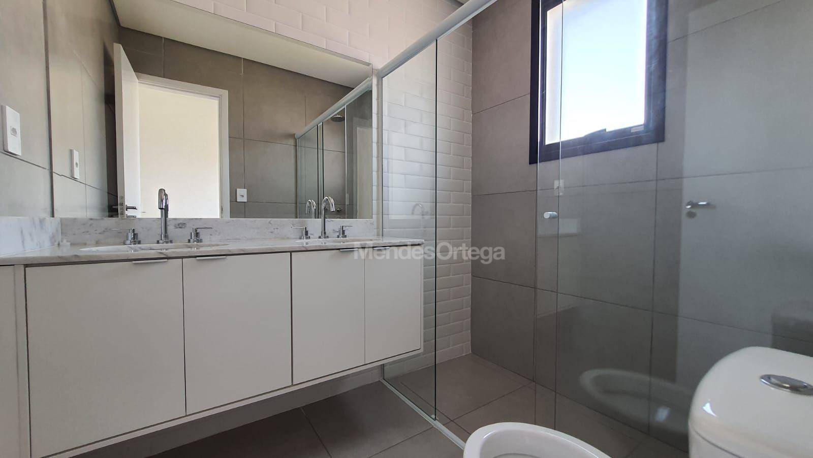 Apartamento para alugar com 3 quartos, 125m² - Foto 18