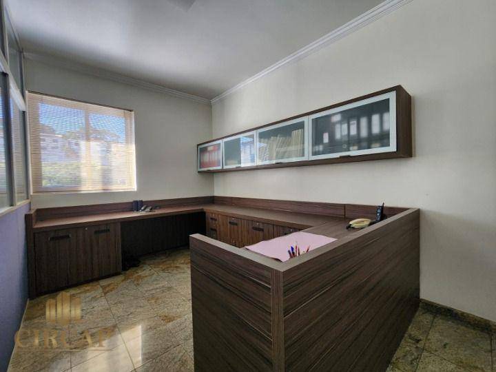 Sobrado à venda com 7 quartos, 709m² - Foto 30